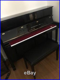 Yamaha T116 45 Professional Acoustic Upright Piano Polished Ebony / Black