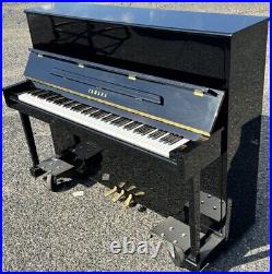 Yamaha T118 PE 45 Upright Piano in Polished Ebony