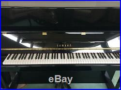 Yamaha T118 Pe Upright Piano 48 (very Good Condition) Polished Ebony + Bench