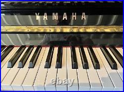 Yamaha T121 Studio Upright Piano 48 Polished Ebony