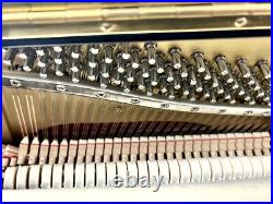 Yamaha U1E Upright Piano 48 Polished Ebony Yamaha U1E Upright Piano 48 Polished Ebony