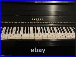 Yamaha U1 45 Upright Piano in Polished Ebony. Built in 1971. Great Quality