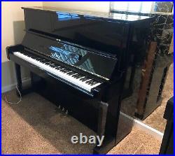 Yamaha U1 48'' Upright Piano in great condition Ser #2101238