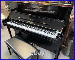 Yamaha U1 Piano 2013 Ebony Gloss Pristine