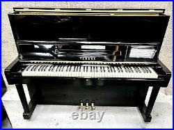 Yamaha U1 Upright Piano 48 Polished Ebony