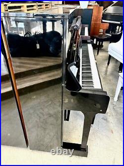 Yamaha U1 Upright Piano 48 Polished Ebony