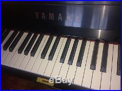 Yamaha U1 professional upright piano 88 keys, S/E