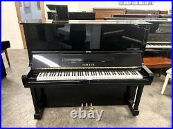 Yamaha U3 Ebony Polish Yamaha U3 Ebony Polish