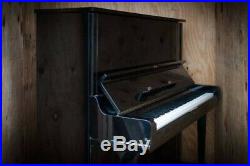Yamaha U3 Upright piano in Excellent Condition