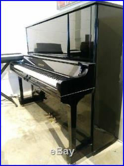 Yamaha UX30BL Upright Piano 51 1/2 Polished Ebony