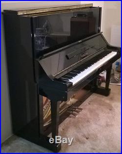 Yamaha UX Full Upright Piano