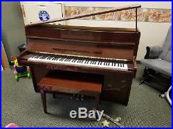 Yamaha Upright Piano M1A Great Condition! Local Pick-up Only