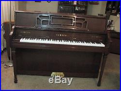 Yamaha Upright Piano M560H