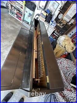 Yamaha Upright Piano P2 Black Los Angeles 1969 Vintage