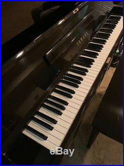 Yamaha Upright U1 Ebony Piano, Good Condition