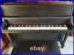 Yamaha console piano