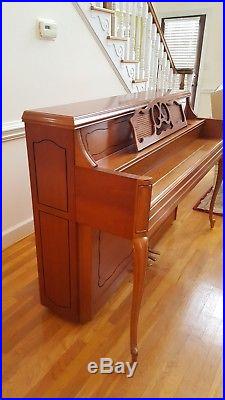 Yamaha console piano M405 Used Excellent Condition 43