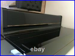 Yamaha upright piano UIH
