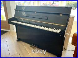 Young Chang E-102 Upright Piano 43 Polished Ebony