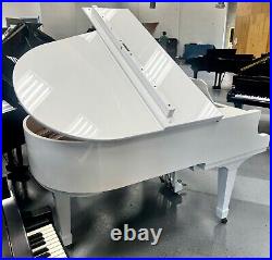 Young Chang G-175 Grand Piano 5'8 Polished White