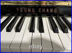 Young Chang Upright Piano U-116