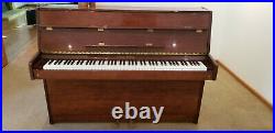 Young Chang Upright Piano in Good Condition with matching seat